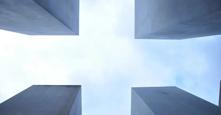 Imagem de capa: Copilotos verticais: quando a IA genérica não resolve o seu setor